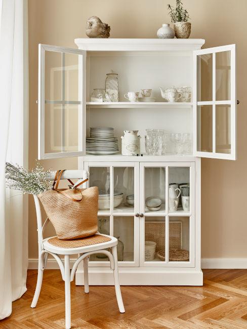 vetrinetta per cucina bianca