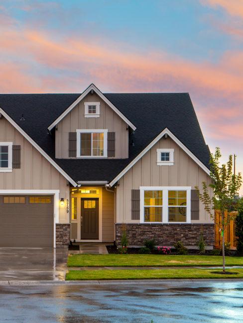 casa modena con tetto spiovente