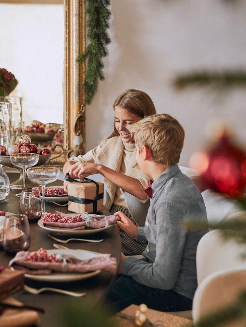 bambini pranzo natale