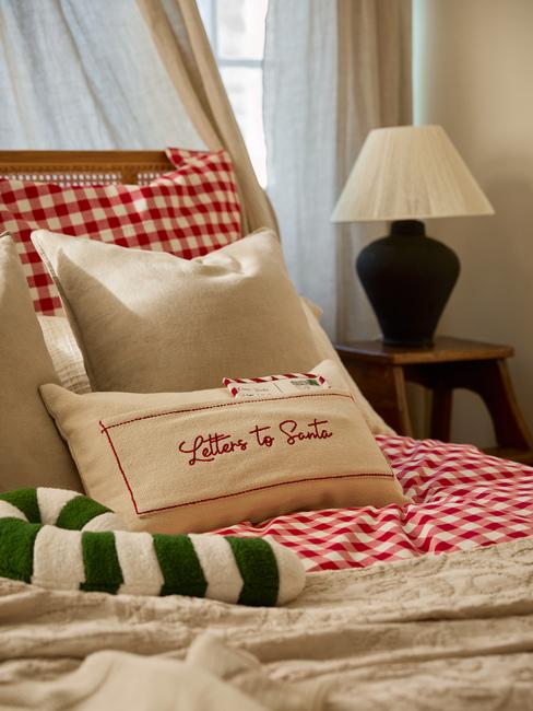 decorare camera da letto per natale
