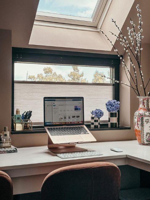 angolo ufficio in casa