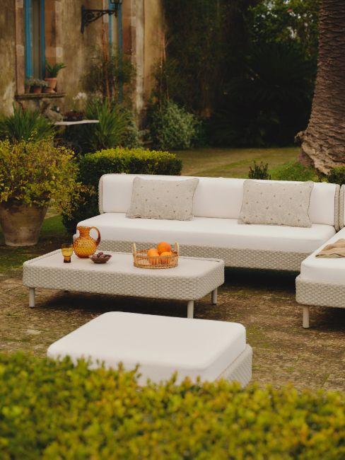 set mobili da giardino moderni chiari