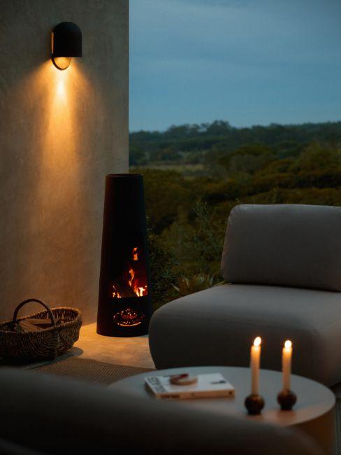 illuminazione giardino con applique e candele