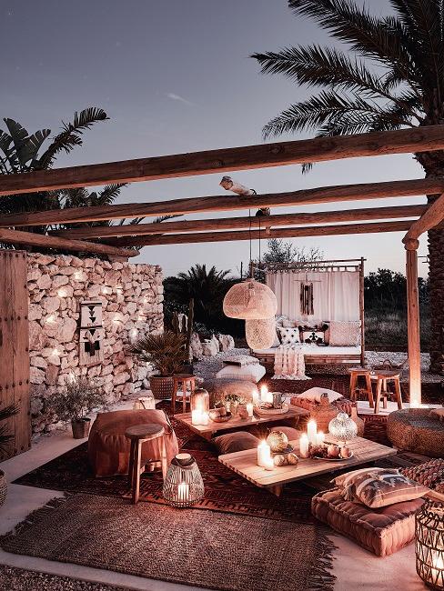 Come illuminare un giardino