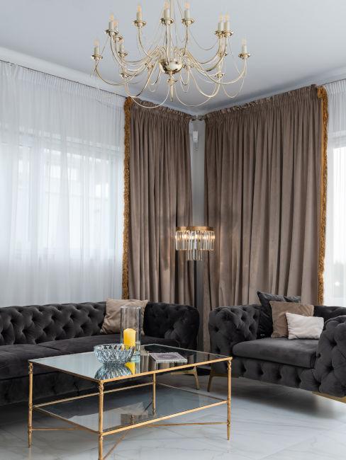 lampadario e decorazioni barocche per sala