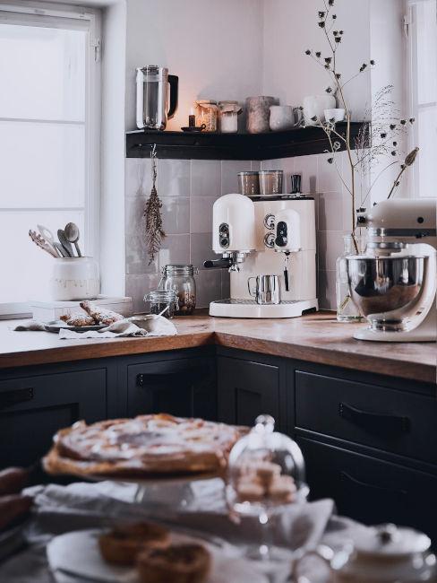 cucina ad angolo nera