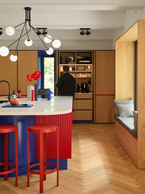 cosa mettere al posto delle piastrelle in cucina