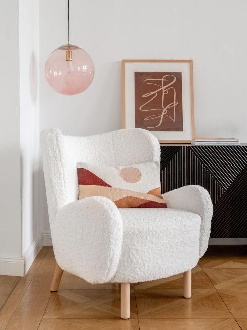 Poltrona bianca in tessuto teddy