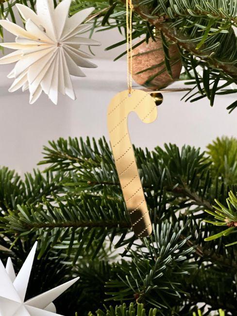albero di natale bianco e oro