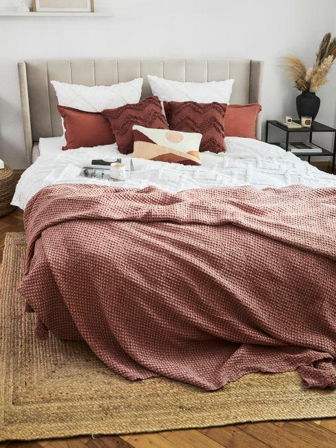 Camera da letto shabby