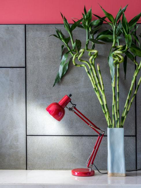 Lampada da scrivania rossa