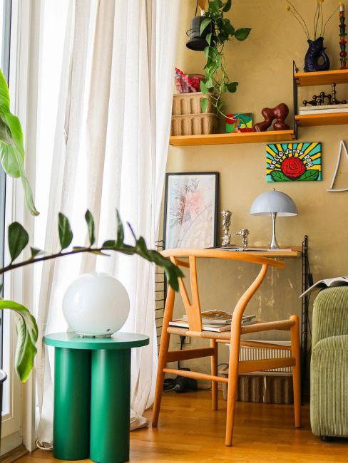 angolo studio con sedia di design