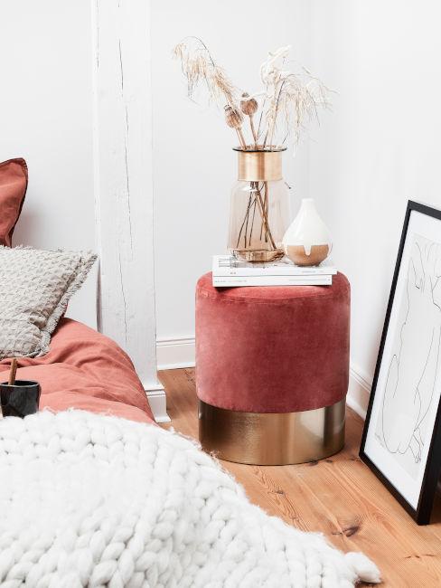 Pouf in velluto rosso