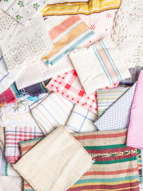 Scampoli di tessuto colorato