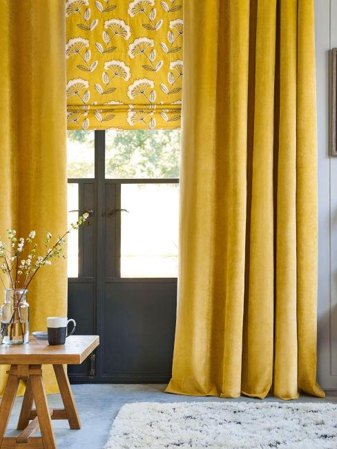 Tende gialle in canvas