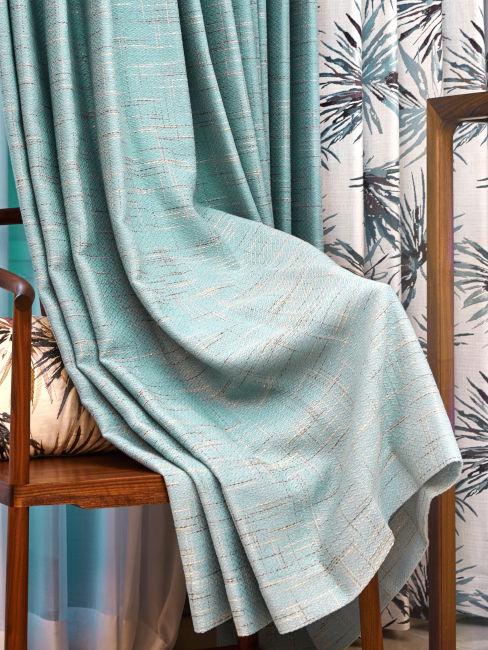 Tenda azzurra in tessuto