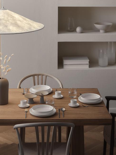 apparecchiare tavola senza tovaglia