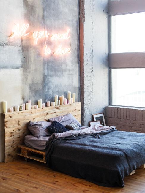 Camera da letto in stile industriale