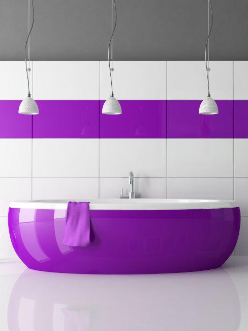 Bagno bianco e viola