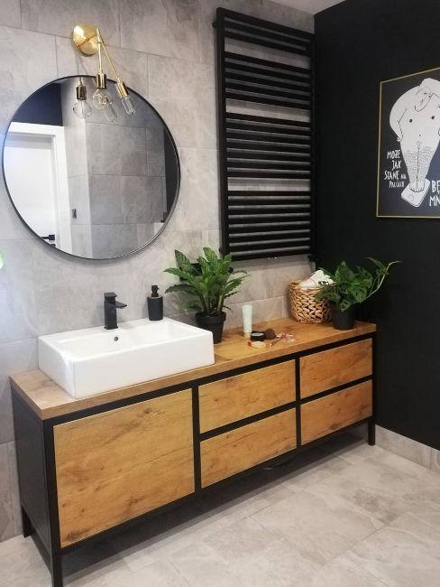 Bagno bianco, nero e legno