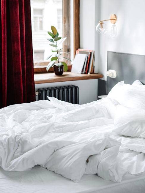 Camera da letto bianca