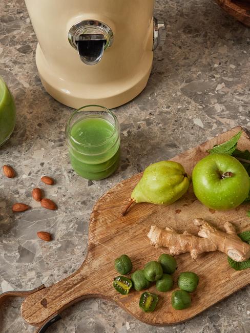 come pulire un tagliere in legno (4)