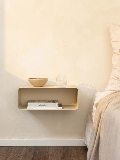 comodino in acciaio beige