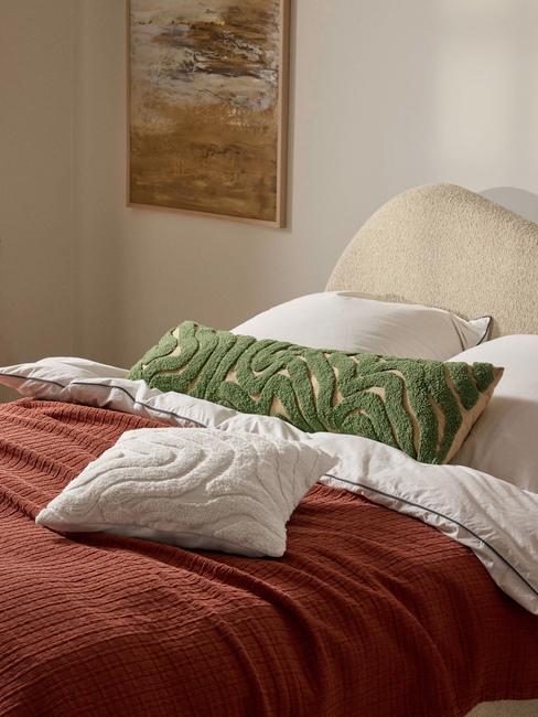 idee cuscini per letto