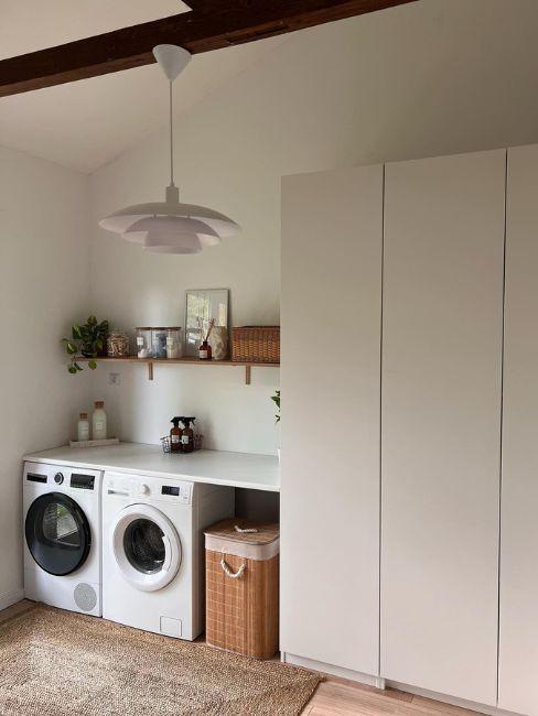 lavanderia con armadio