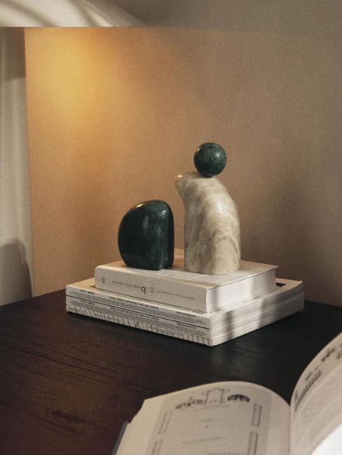 oggetto decorativo in marmo