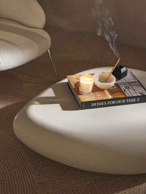 tavolino particolare