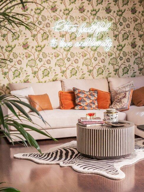 jungle kamer met neon verlichting