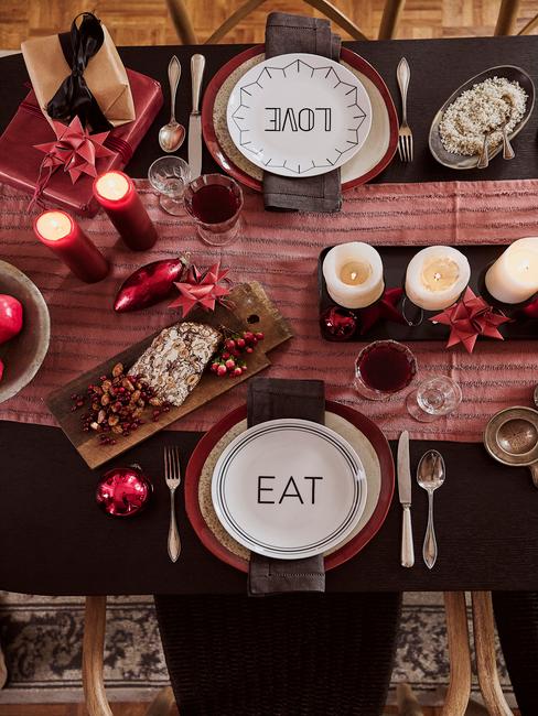 Kerst checklist: versierde feestelijke tafel