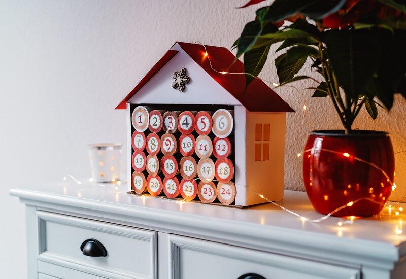 adventskalender van wc-rolletjes