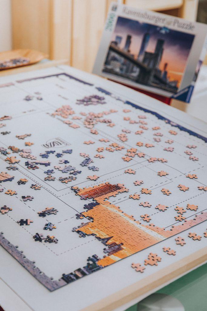 puzzel met puzzelstukjes