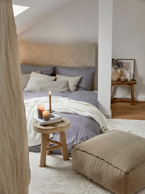 wit met blauwe slaapkamer en toupe bed
