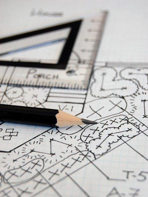 tuinontwerp-maken_1 tuinontwerp maken: geodriehoek en potlood