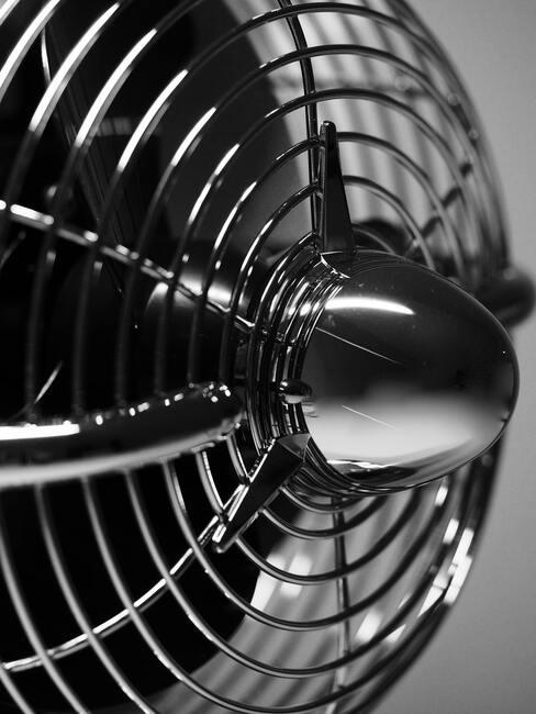 zwarte ventilator
