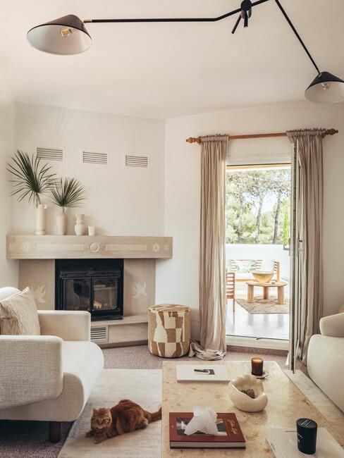 Vivian Hoorn x Westwing beige woonkamer