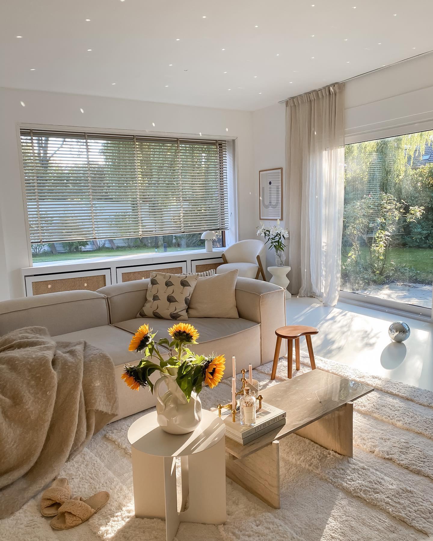 luxaflex schoonmaken beige woonkamer