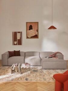 Lennon-sofa i boho-stil med mønstret teppe