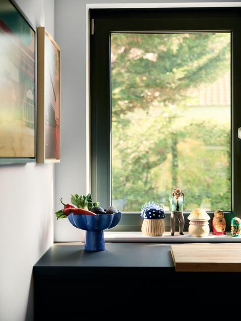 Stylowa dekoracja okna