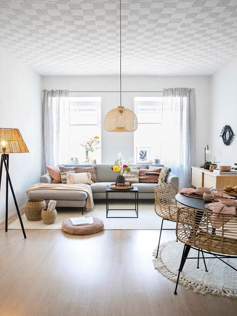 salon z jadalnią w stylu boho