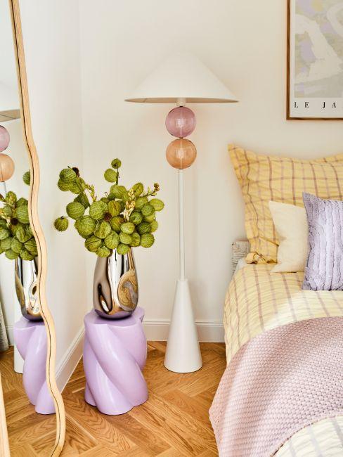 nowoczesna sypualnia w pastelowych kolorach