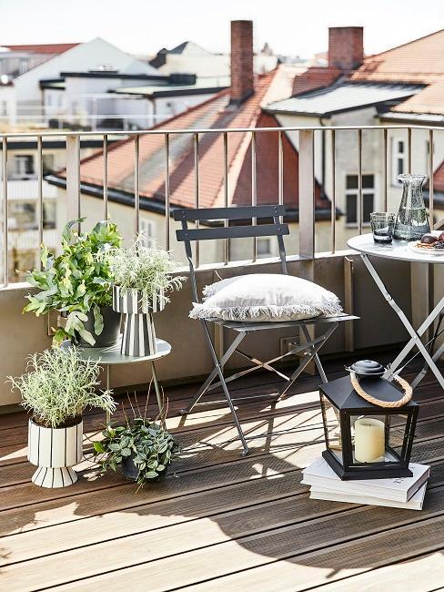 słoneczny balkon