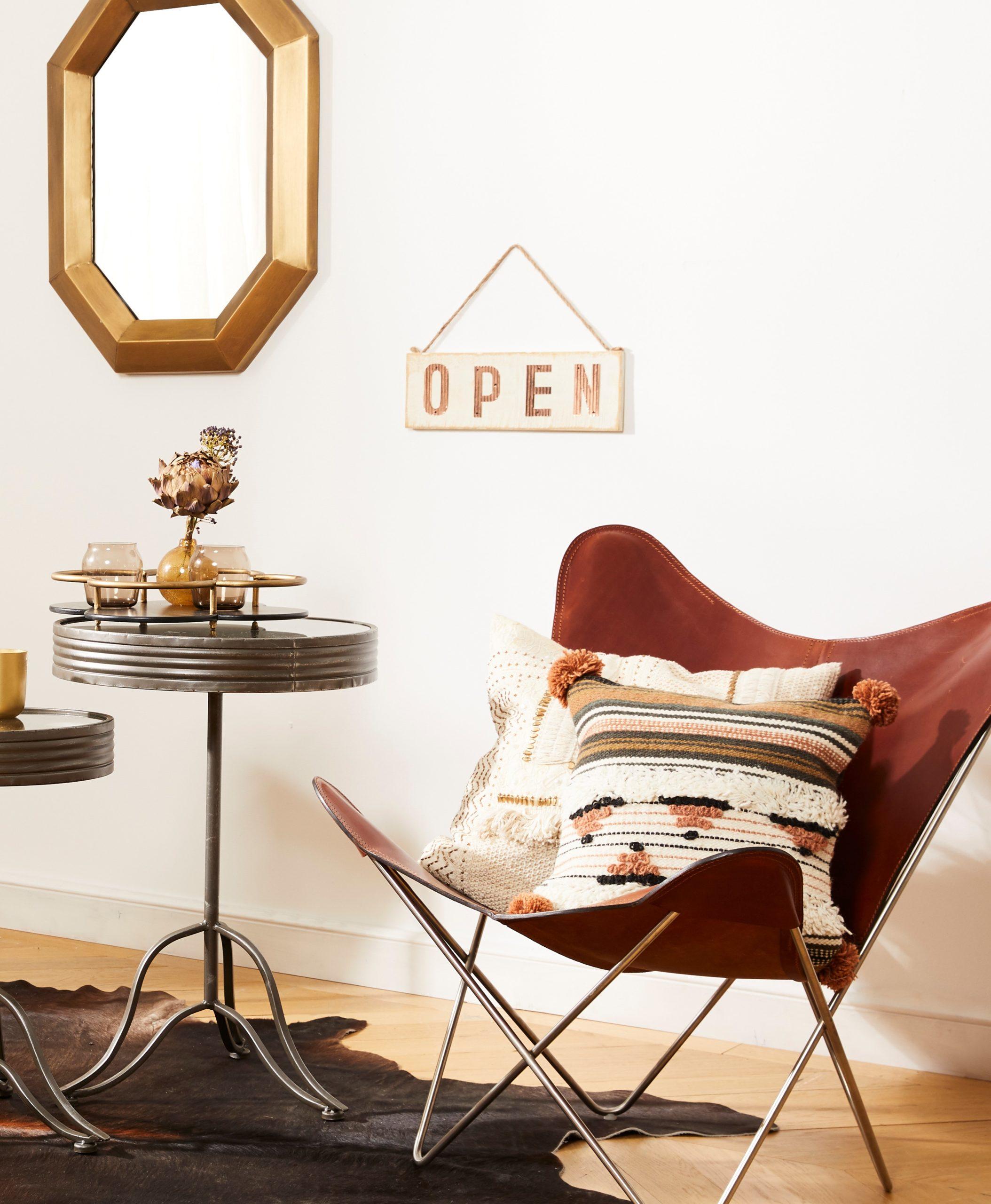 Kącik do czytania z fotelem Butterfly