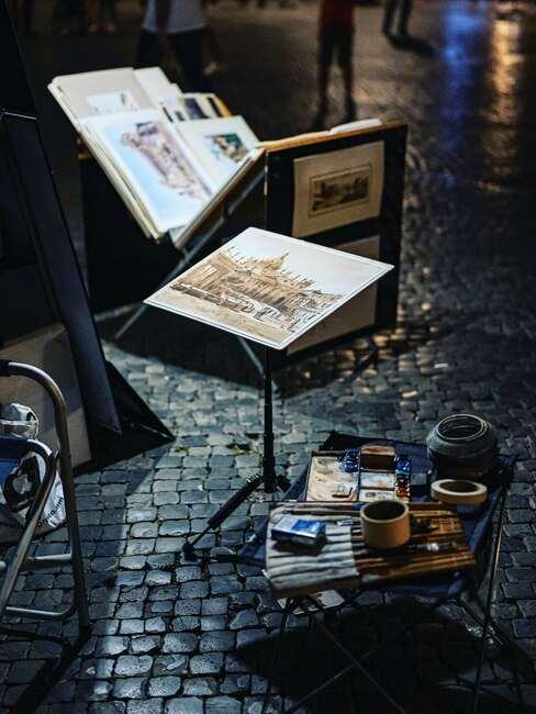 Sztaluga z obrazkiem z widokiem na rzymski Panteon