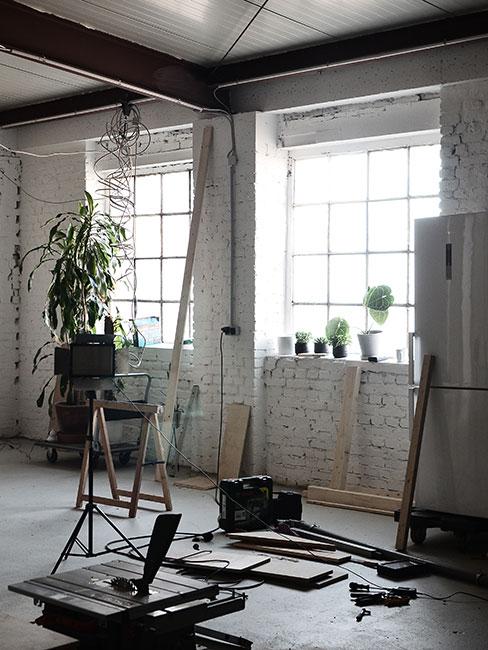 loft w stylu industrialnym podczas remontu