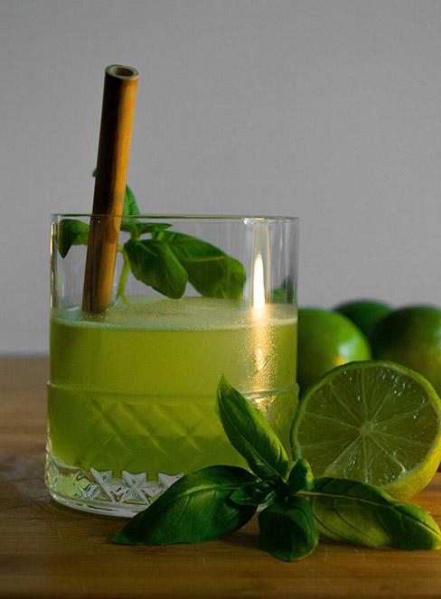 drink z wódką i bazylią Lime Basil Smash
