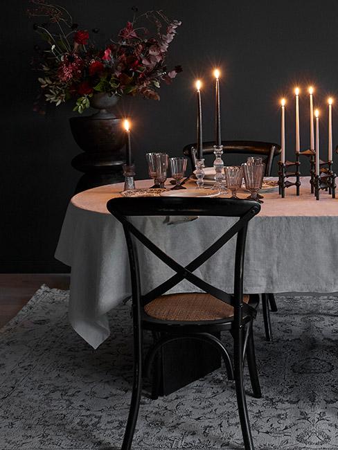 Kolacja walentynkowa przy świecach